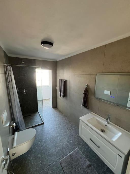 Modern Apt Near City Centre Shkodër Exterior foto